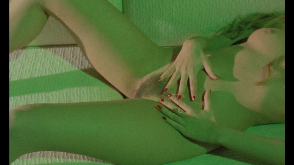 Andrea Belfiore Masturbating Patrick lebt 1980 Uncut 1080p Blu ray Remux 03 NCS 011
