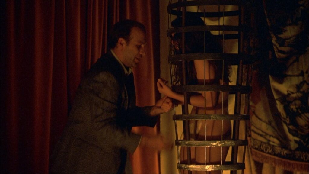 Linda Cardellini Nude Cage Strangeland 1998 1080p Web 01 NCS 08